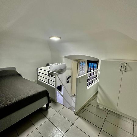 Casa Vacanza Nonna Dora Napels Buitenkant foto